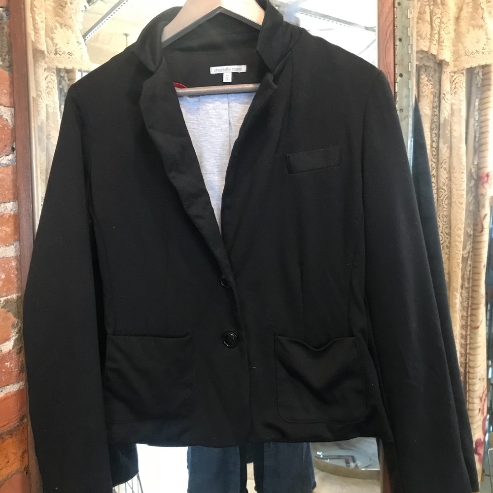 ✨Once Loved Black Blazer!✨